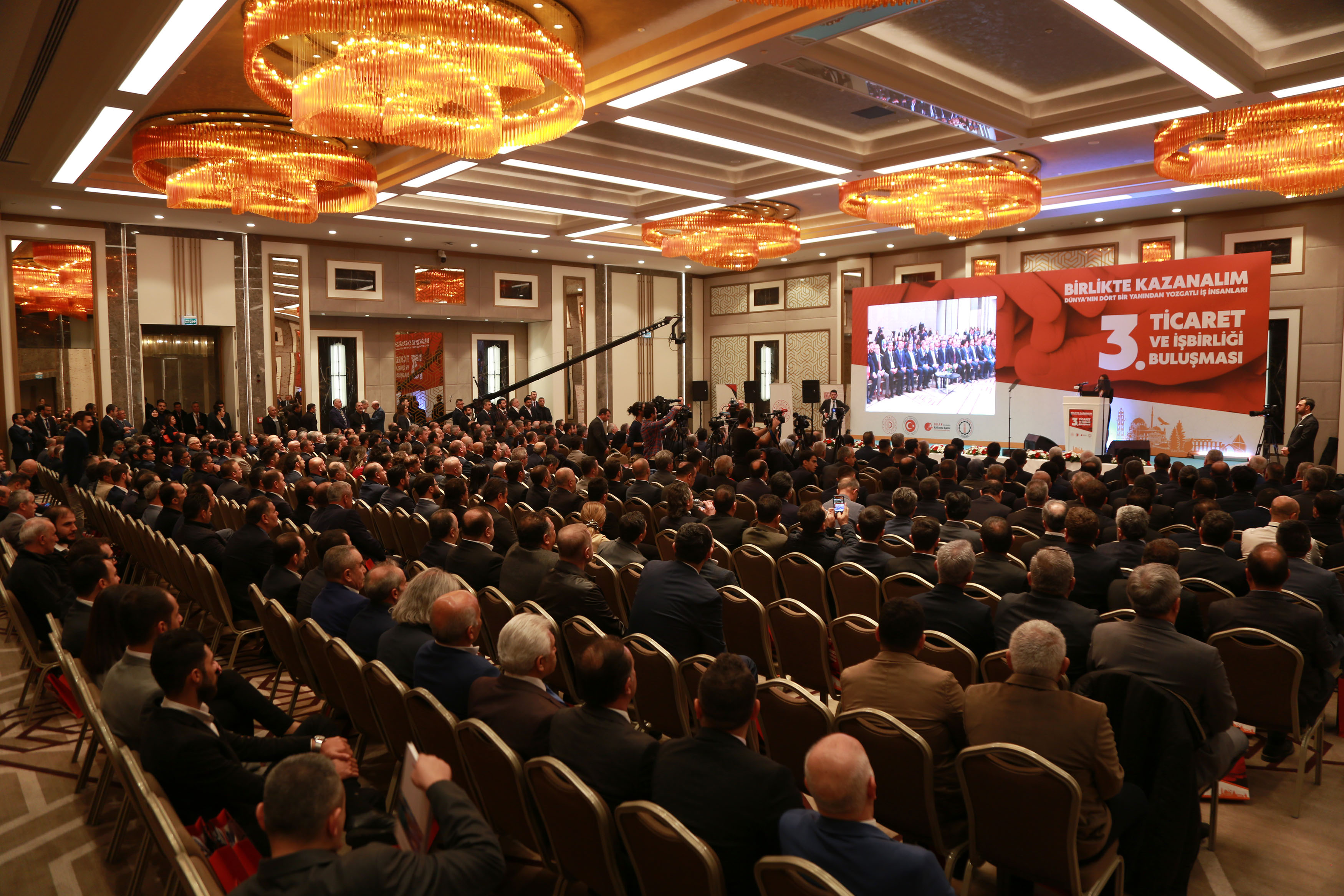 Yozgatlı İş İnsanları 3. Ticaret ve İşbirliği Zirvesinde Buluştu