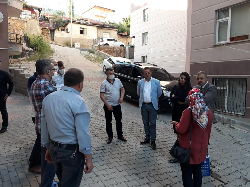 YOSİAD Yangında Zarar Gören Ailelerin Yanında