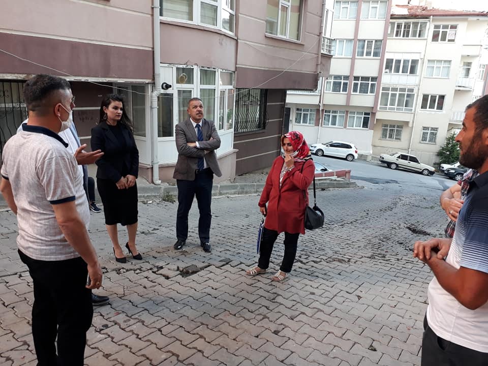 YOSİAD Yangında Zarar Gören Ailelerin Yanında
